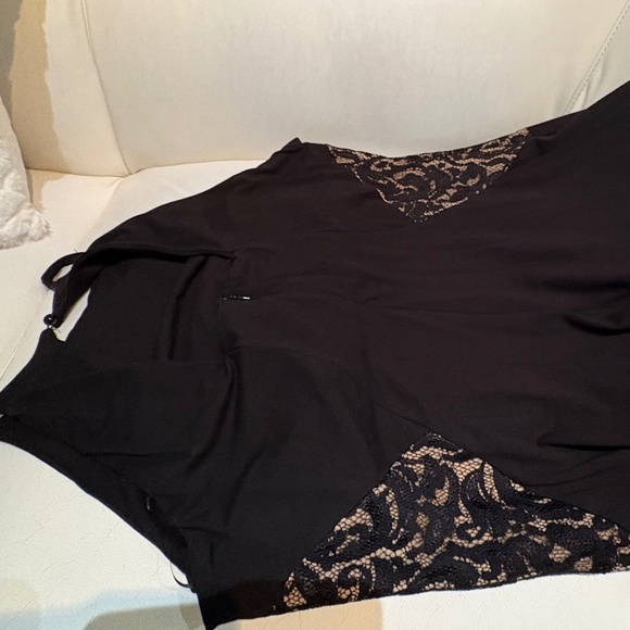 Cache Gown - Picture 8 of 10